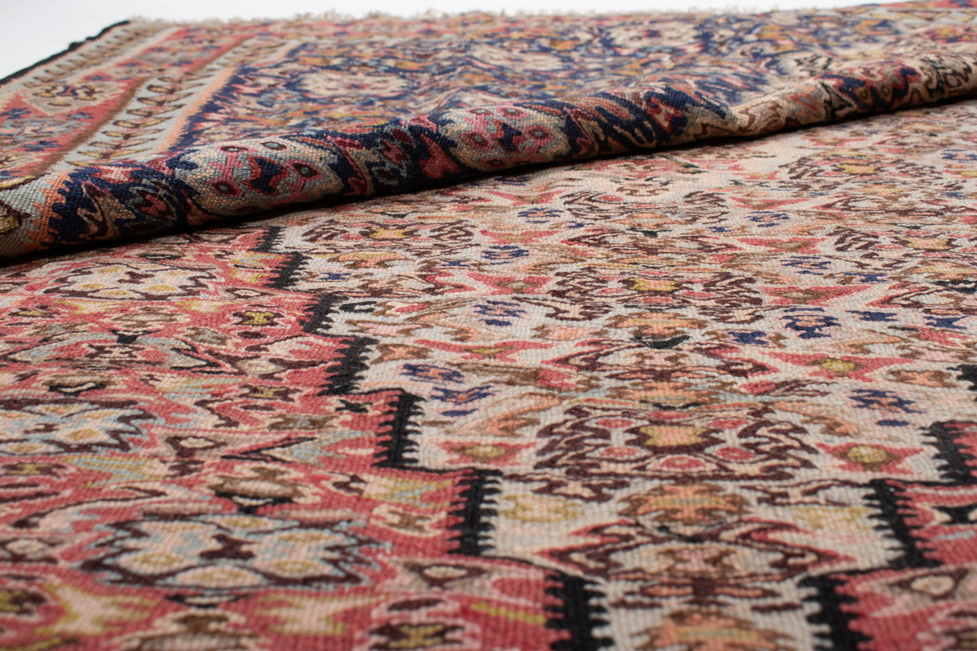 Kilim Seneh